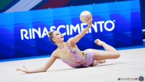 aa q steinfeld viktoria ger sfe03419 copia simone ferraro ph